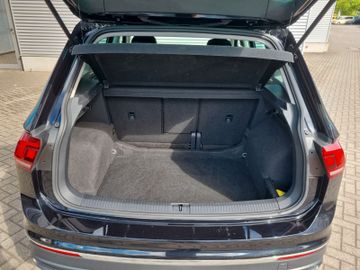 Volkswagen Tiguan - 9