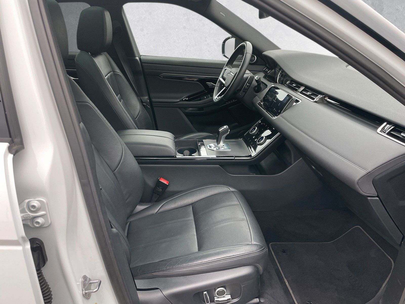 Land Rover Range Rover Evoque D165 R-DYNAMIC SE BLACK PACK imagem 3