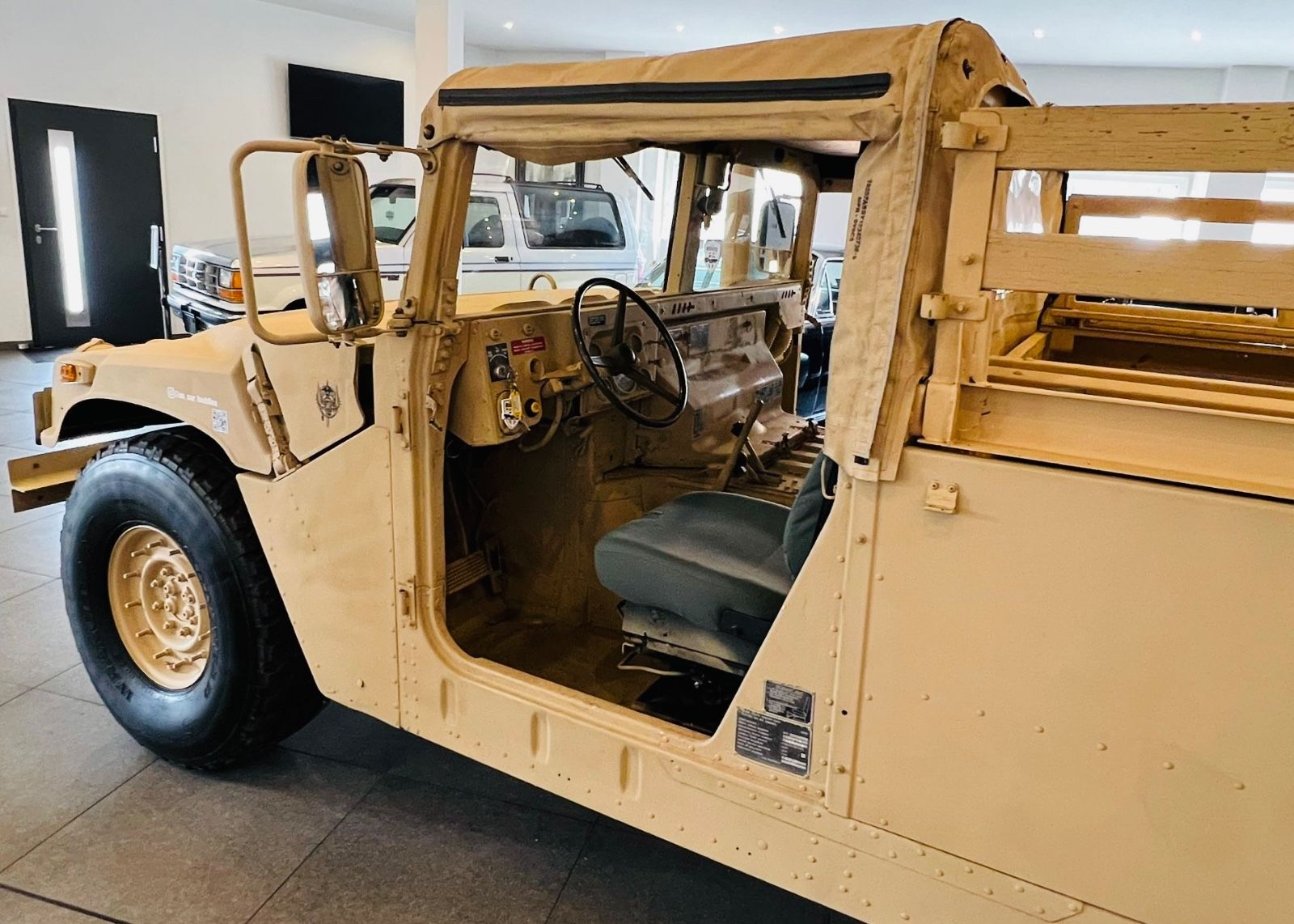 Fahrzeugabbildung Hummer Humvee H1 M998 mit TÜV/H , WGA über 36t €pro