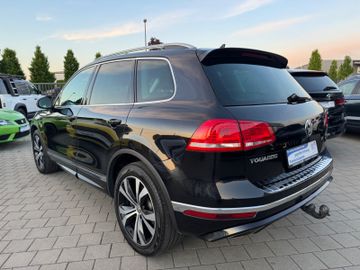 Volkswagen Touareg - 7