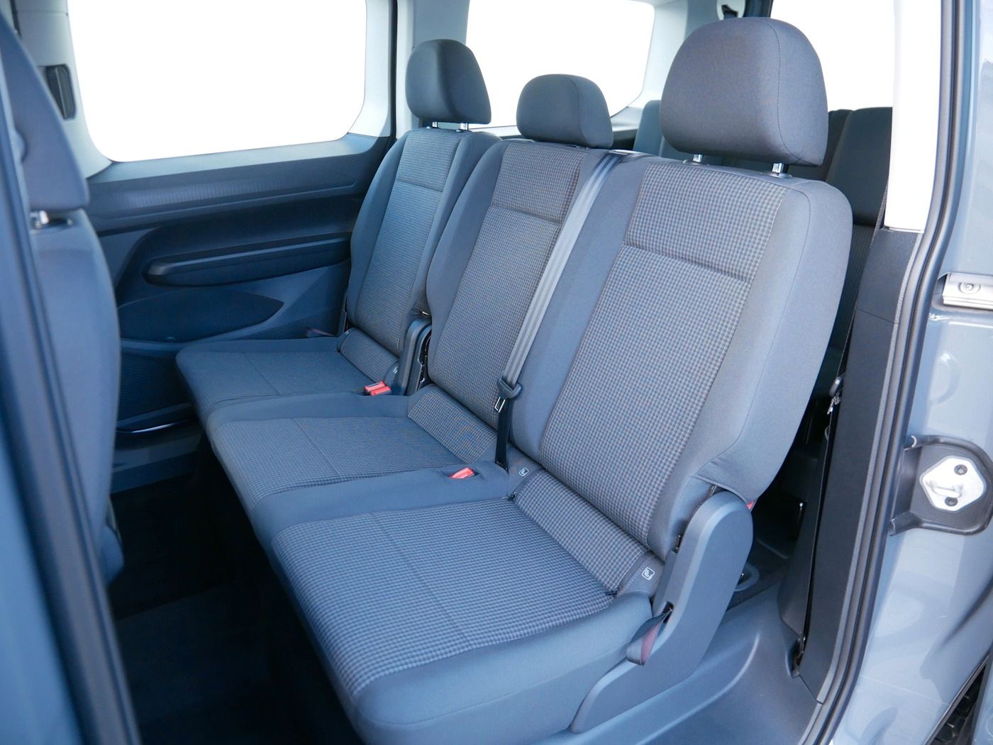 Fahrzeugabbildung Volkswagen Caddy 2.0 TDI Maxi 7-Sitzer Kamera SHZ Klimaauto