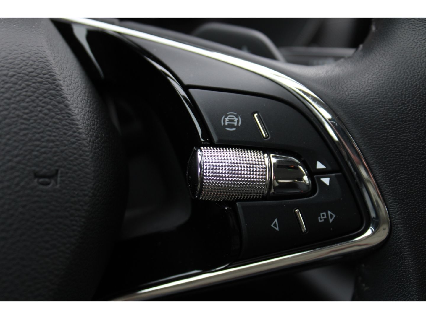 Fahrzeugabbildung SKODA Octavia Style Combi 1.4 TSI iV PHEV DSG Navi LED