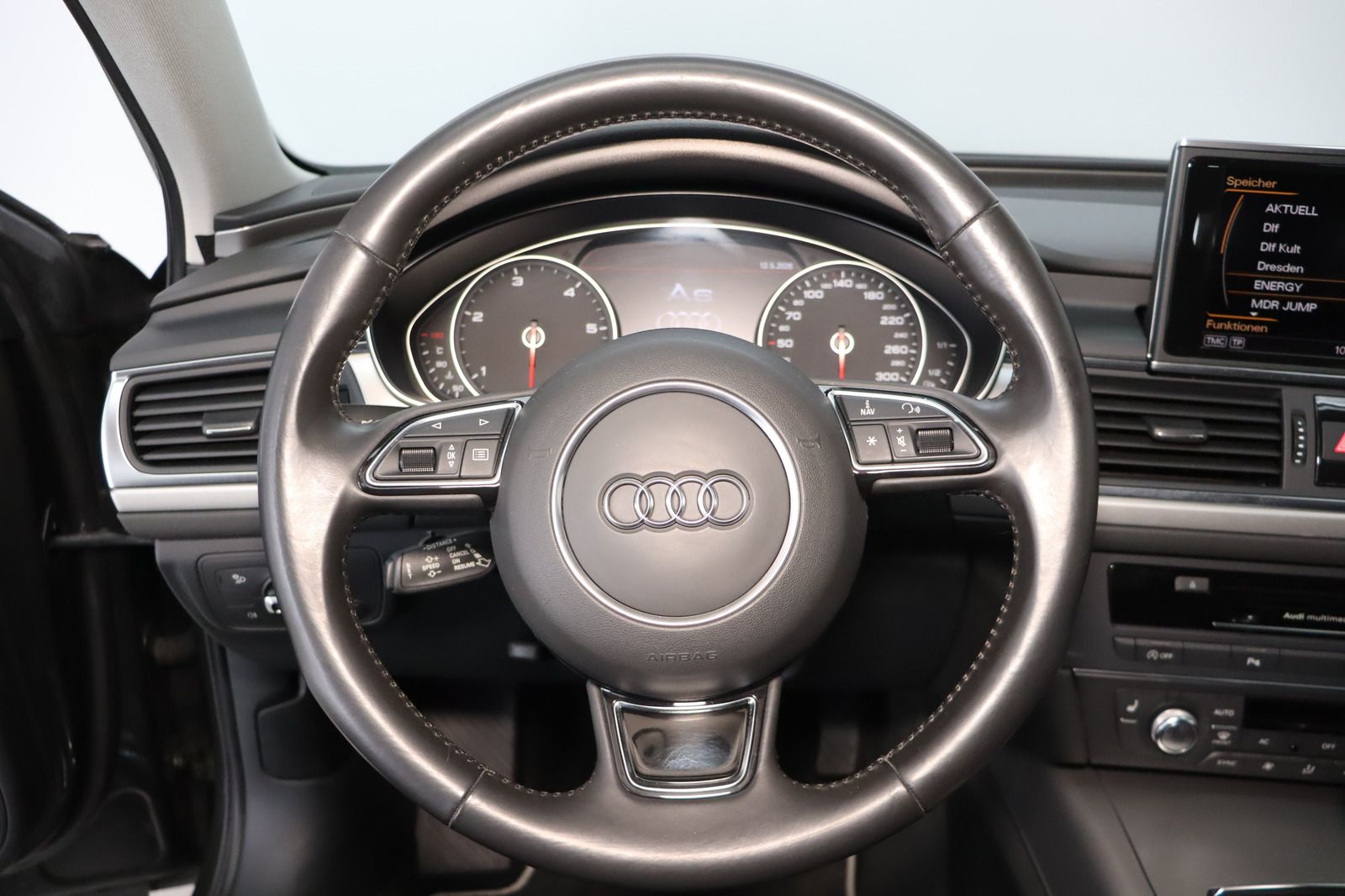 Fahrzeugabbildung Audi A6 Avant 3.0 TDI quattro Pano. * AHK * Service