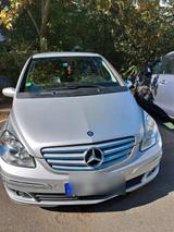 Mercedes-Benz B 180 - Mercedes-Benz B 180 in Dresden
