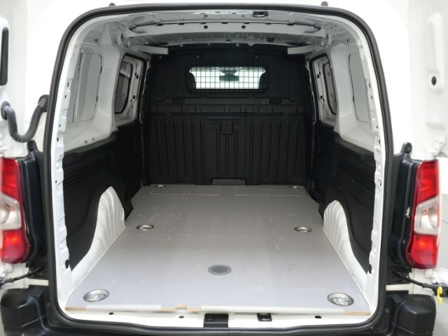 Combo E CARGO EDITION XL+STANDHEIZUNG+NAVI+PARKP