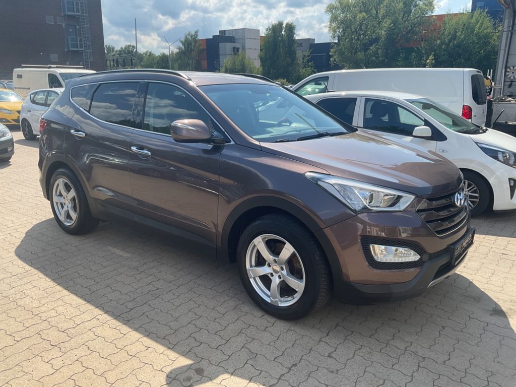 Hyundai SANTA FE