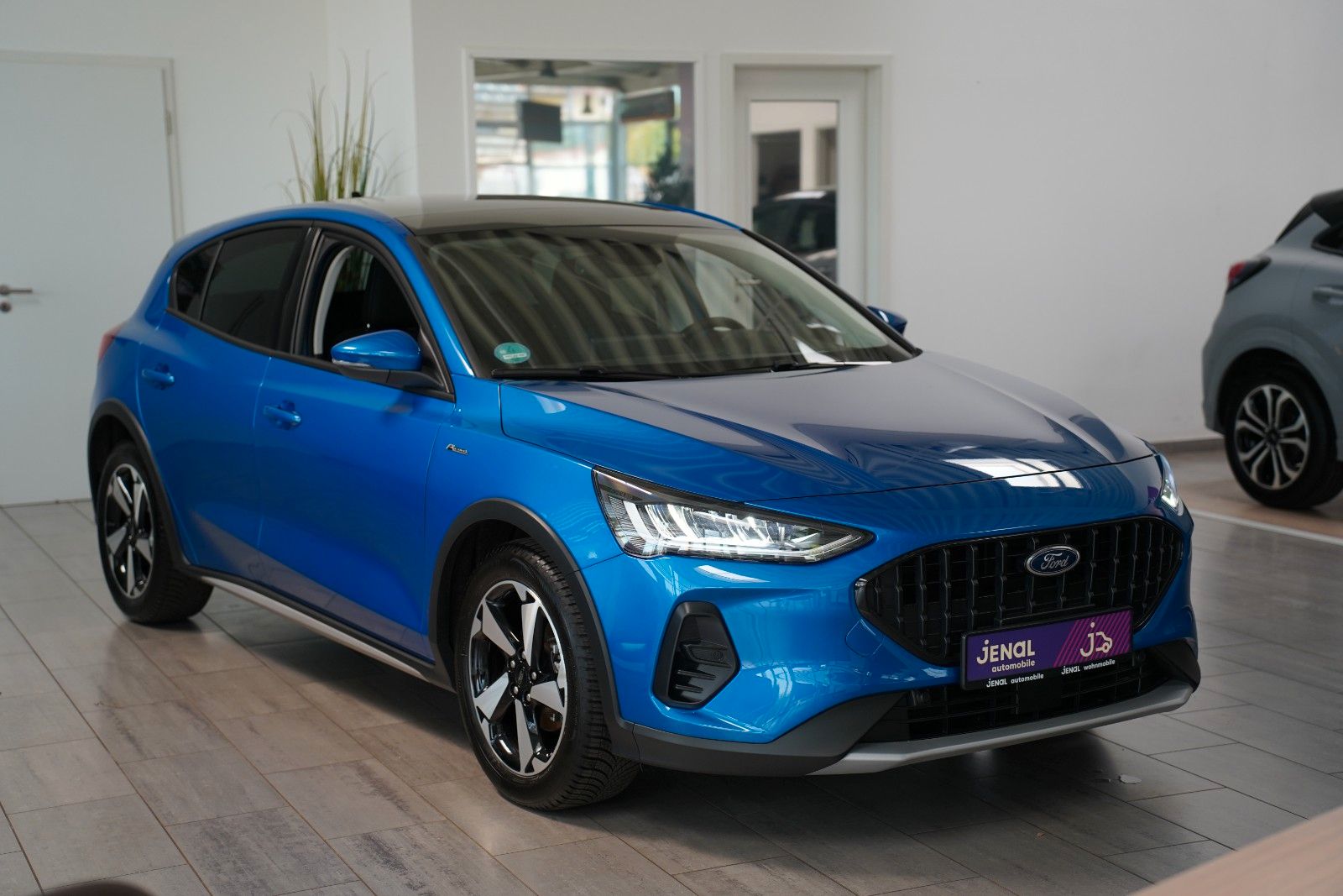 Fahrzeugabbildung Ford Focus Active X*PANO*ACC*RFK*WINTER-P.*ALLWETTER