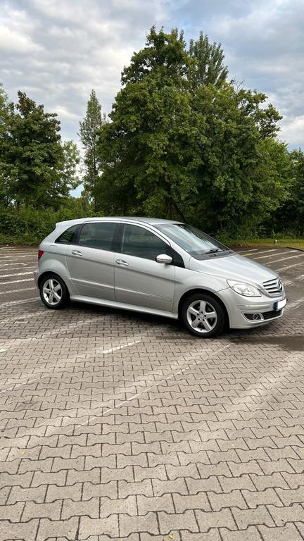 Mercedes-Benz B 150