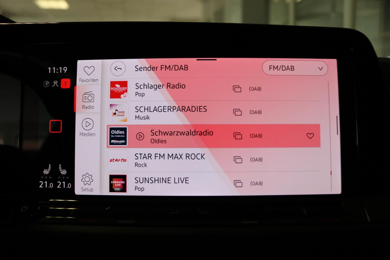Volkswagen Golf VIII GTI Clubsport Matrix HUD Kamera Pano, миниатюра 22