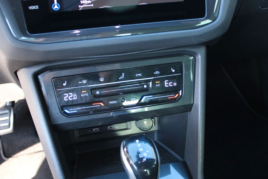 VW Tiguan R-Line 1.4 eHybrid NAVI SHZ LHZ KAMERA
