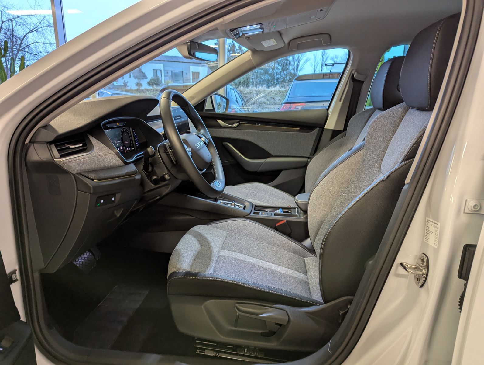 SKODA Octavia 1.5 TSI DSG ACC Style-Paket AHK 5J Garan - Image 12