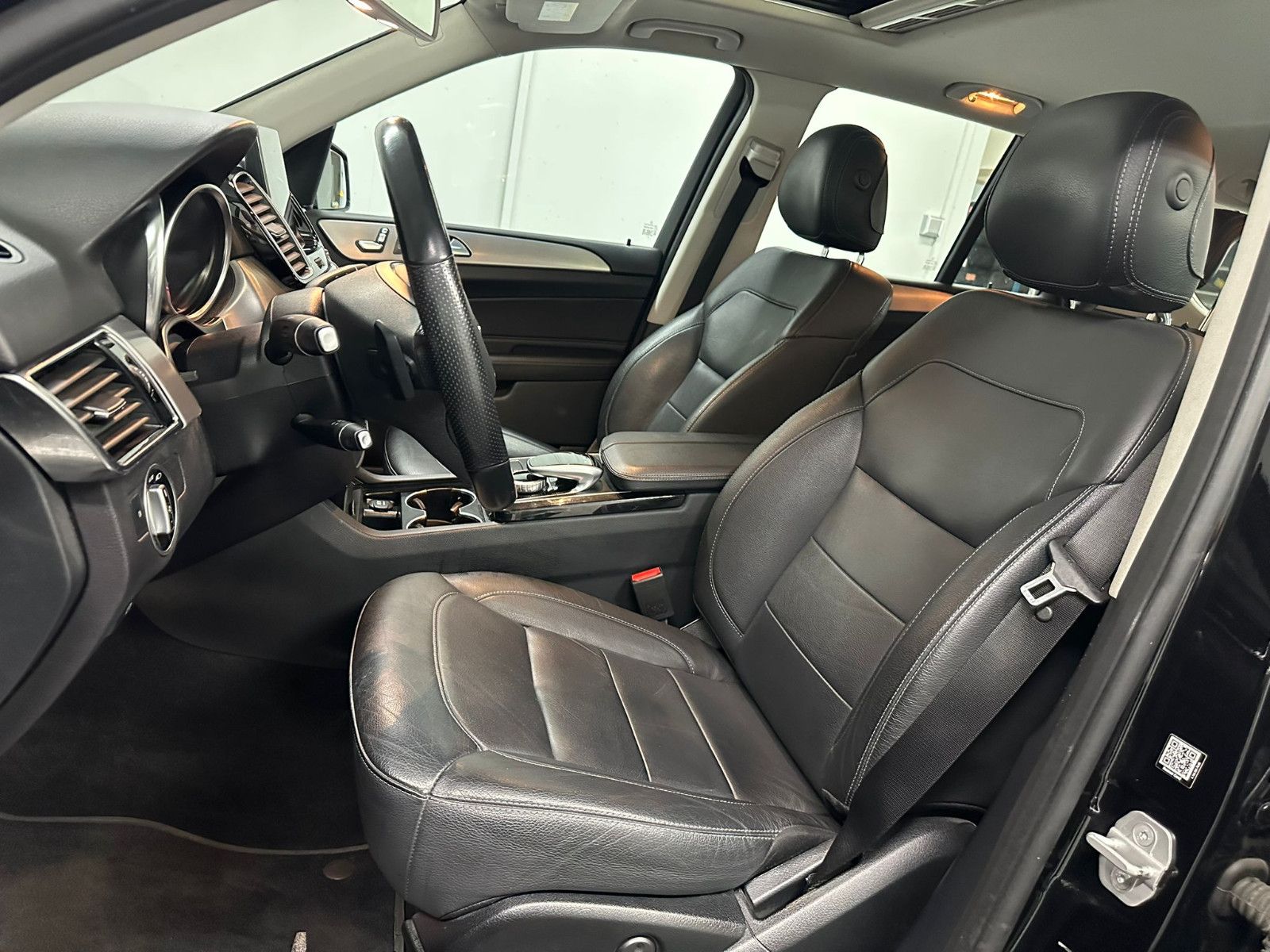 Fahrzeugabbildung Mercedes-Benz GLE 350 d 4MATIC *AHK*NAVI*IHC+*SCHIEBEDACH*LED