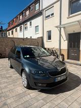 Skoda Octavia 2.0 TDI DSG Joy Combi Joy