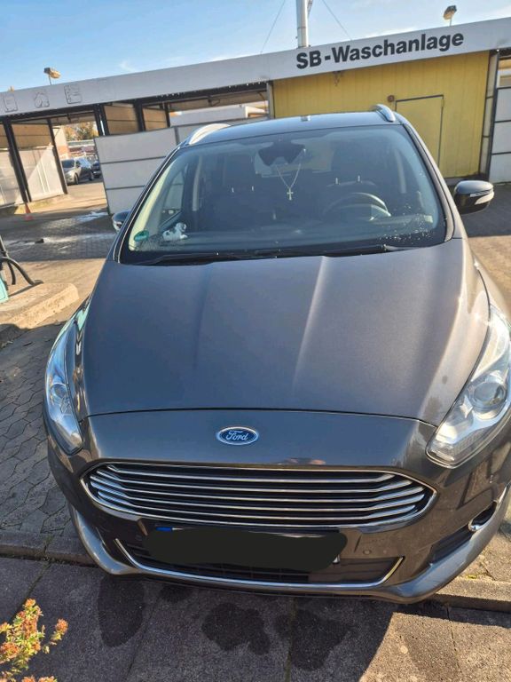 Image of Ford S-Max