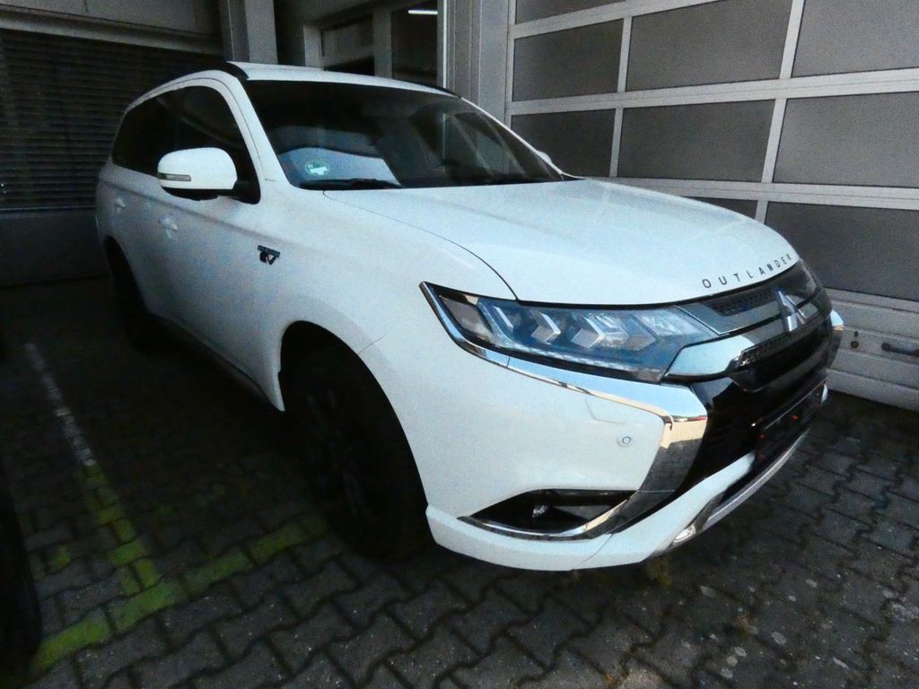 Image of Mitsubishi Outlander