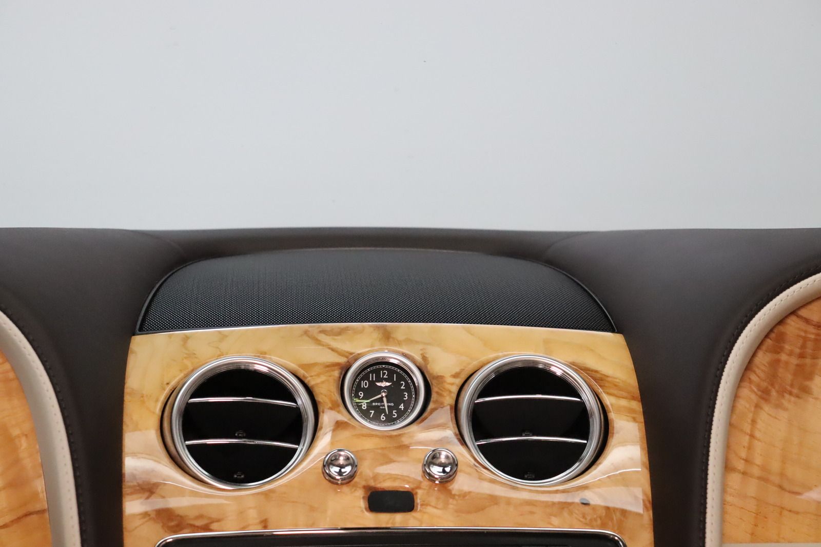 Fahrzeugabbildung Bentley Continental GT 6.0 4WD Navi * Xenon