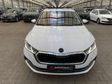 Skoda Octavia Combi 2.0TDI First Edition|DSG|Navi|Pano - Skoda Octavia: First Edition