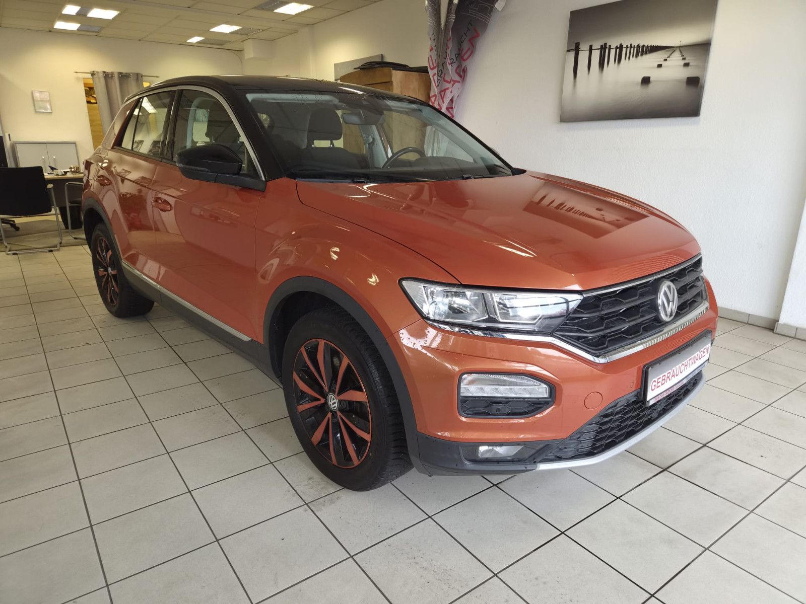 Fahrzeugabbildung Volkswagen T-Roc Style 4Motion / NAVI / GARANTIE