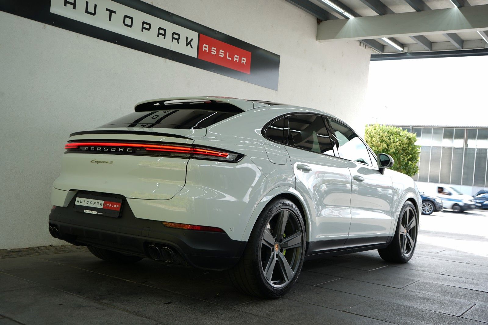 Porsche Cayenne Coupe S E-Hybrid/SpAbgas/Keramik/MEGA!! imagem 2