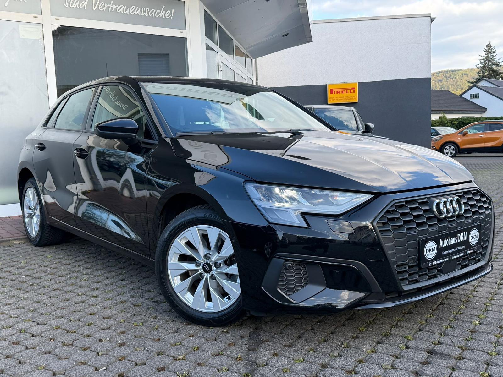 Audi A3 40 TFSI e basis/Wenig Km/ Garantie/Mwst.
