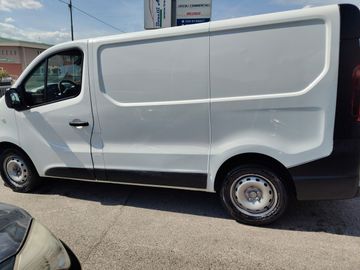 Renault Trafic - 9