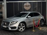 Mercedes-Benz GLA 200 AMG LINE KAMERA TOTW LEDER PDC AHK SHZ - Mercedes-Benz GLA 200 Gebrauchtwagen in Berlin