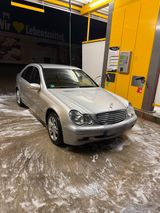Mercedes-Benz Mercedes C200 Kompressor - Mercedes-Benz C-Class mit LPG-Antrieb