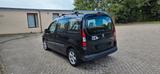 Peugeot Partner Tepee Allure 1.6 e-HDI 92 7-SITZER - schwarze Peugeot Partner Tepee