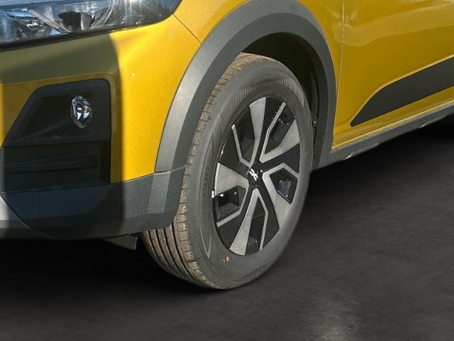 Fahrzeugabbildung Dacia Sandero III Stepway Expression Winter-Paket+Navi