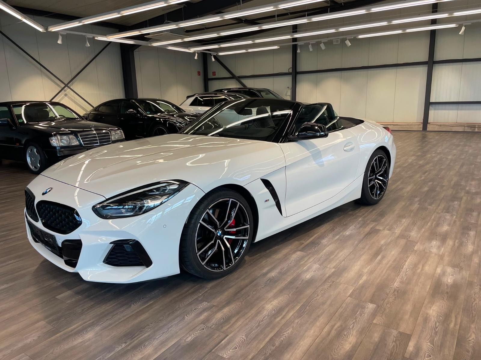 BMW Z4 20 i M Sport Harman Kard HUD Kamera