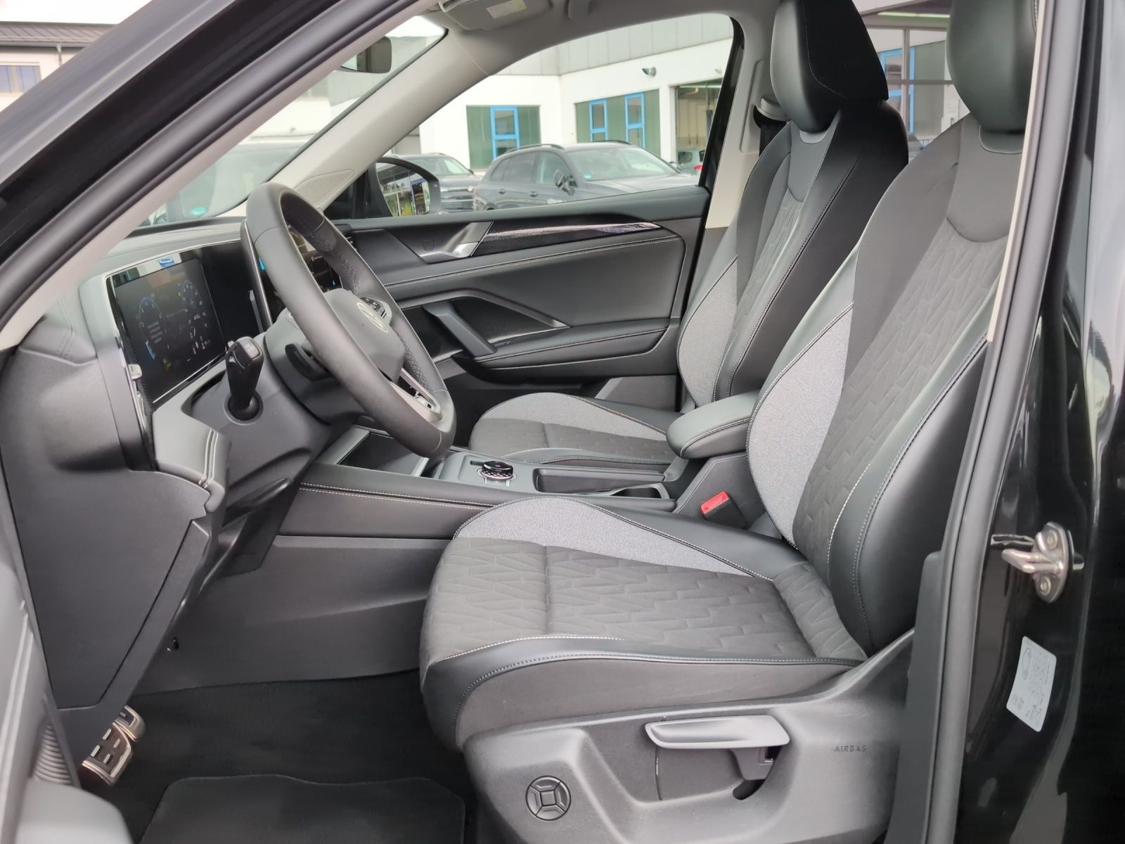 Volkswagen Tiguan - Bild 18
