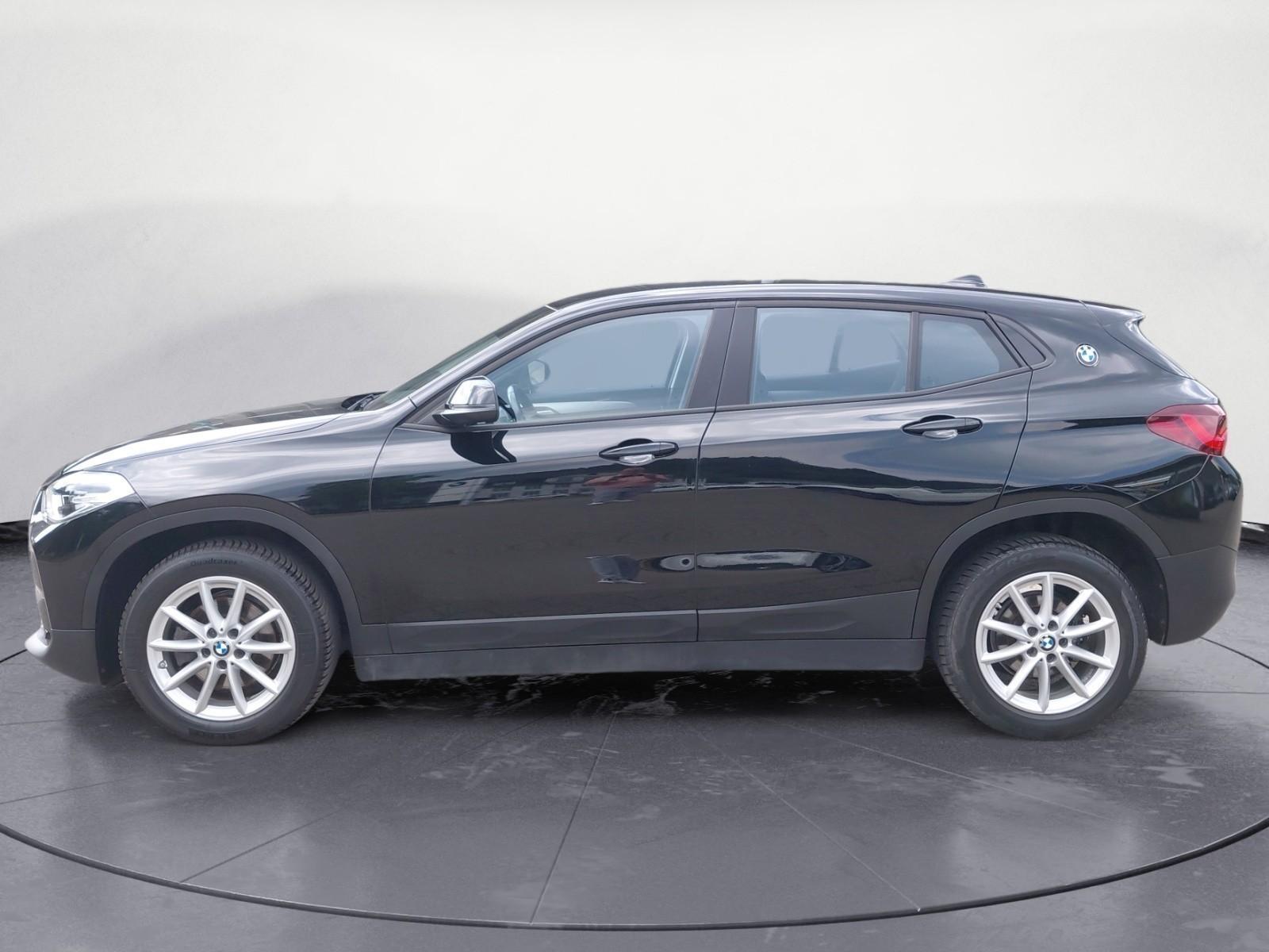BMW X2 sDrive18i Advantage Klimaaut. PDC MF Lenkrad, миниатюра 3