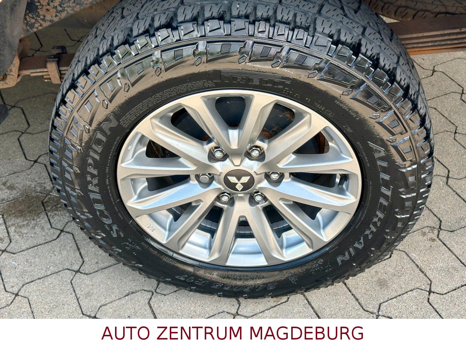 Mitsubishi L200 Plus Club Cab 4WD ALU*ALLRAD*AHK*
