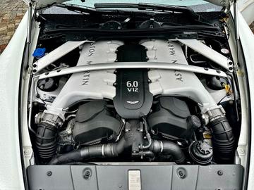 2015 Aston Martin V12 VANTAGE 缩略图 22