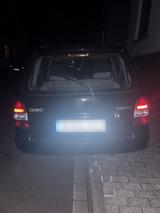 Mazda Ich biete mein Auto an - gebrauchte Mazda Demio aus dem Jahr 2000