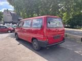 Volkswagen T4 TRANSPORTER*2-HAND*AHK*9-SITZER*TÜV/AU*06/202 - Volkswagen T4 in Bielefeld
