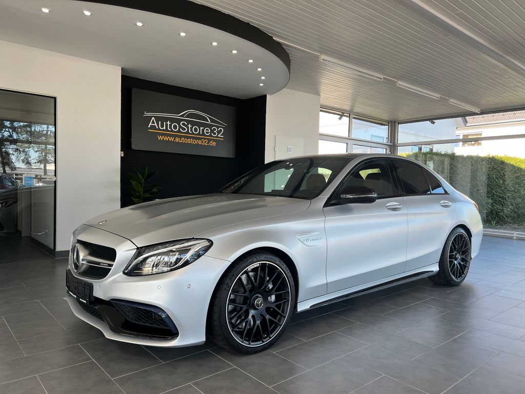 Mercedes-Benz C 63 AMG