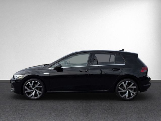 Golf VIII 1.5 eTSI DSG STYLE AHK+KAMERA+NAVI+LED