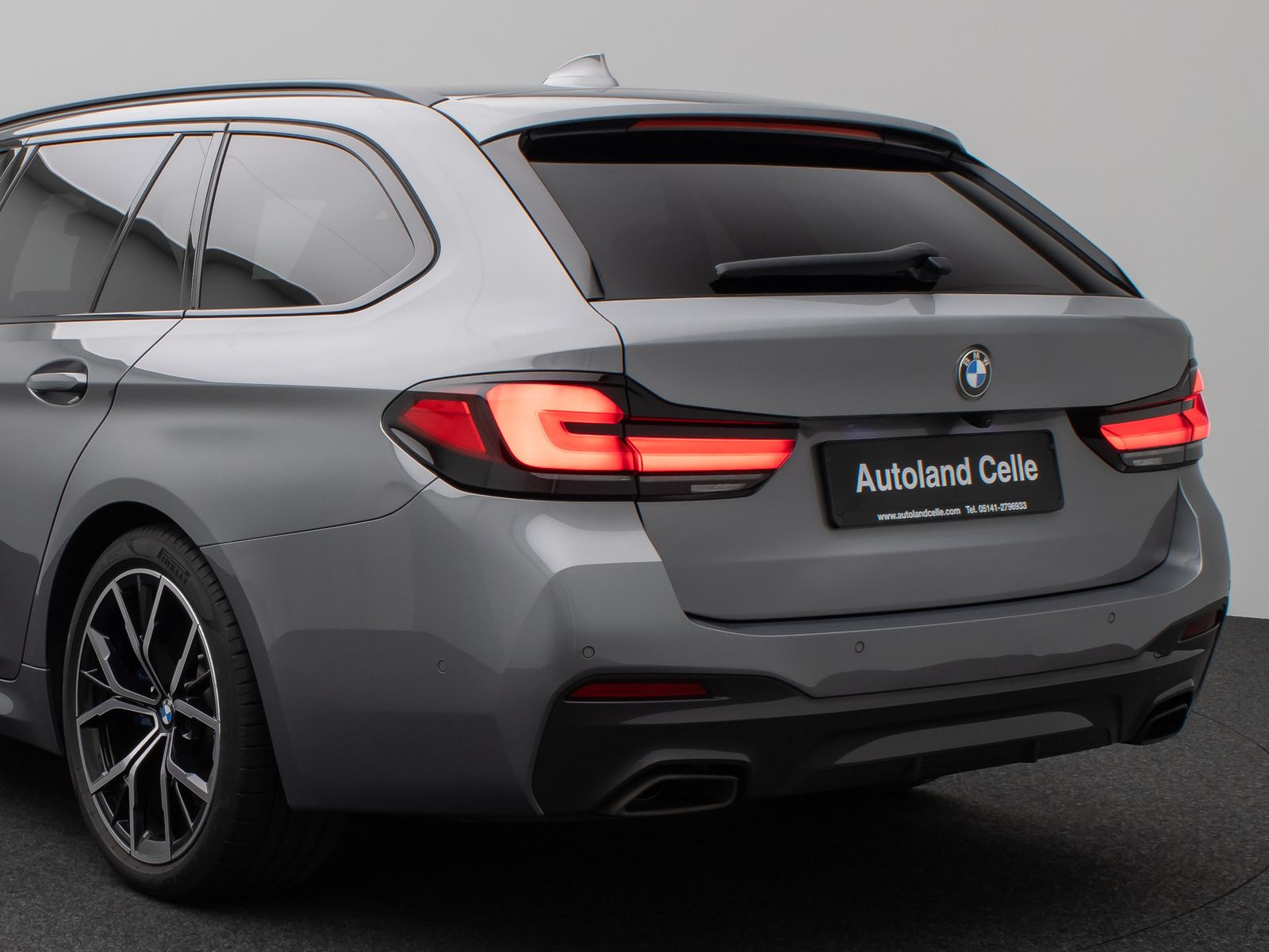 Fahrzeugabbildung BMW 530d xD M Sport Pro Kamera Laser HUD HiFi DAB