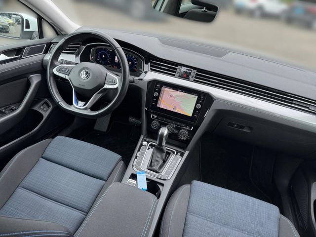 Passat Variant GTE 1.4 TSI DSG LED Navi Climatro