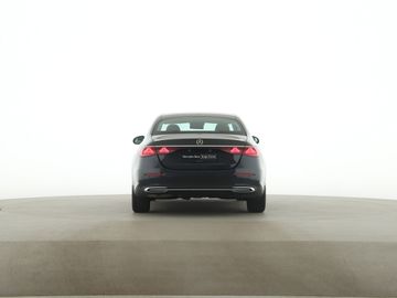 Mercedes E 200 - 6