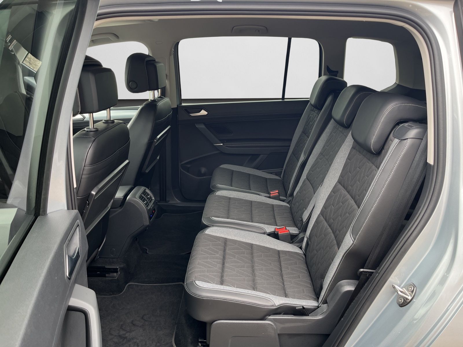 Volkswagen Touran - Bild 15