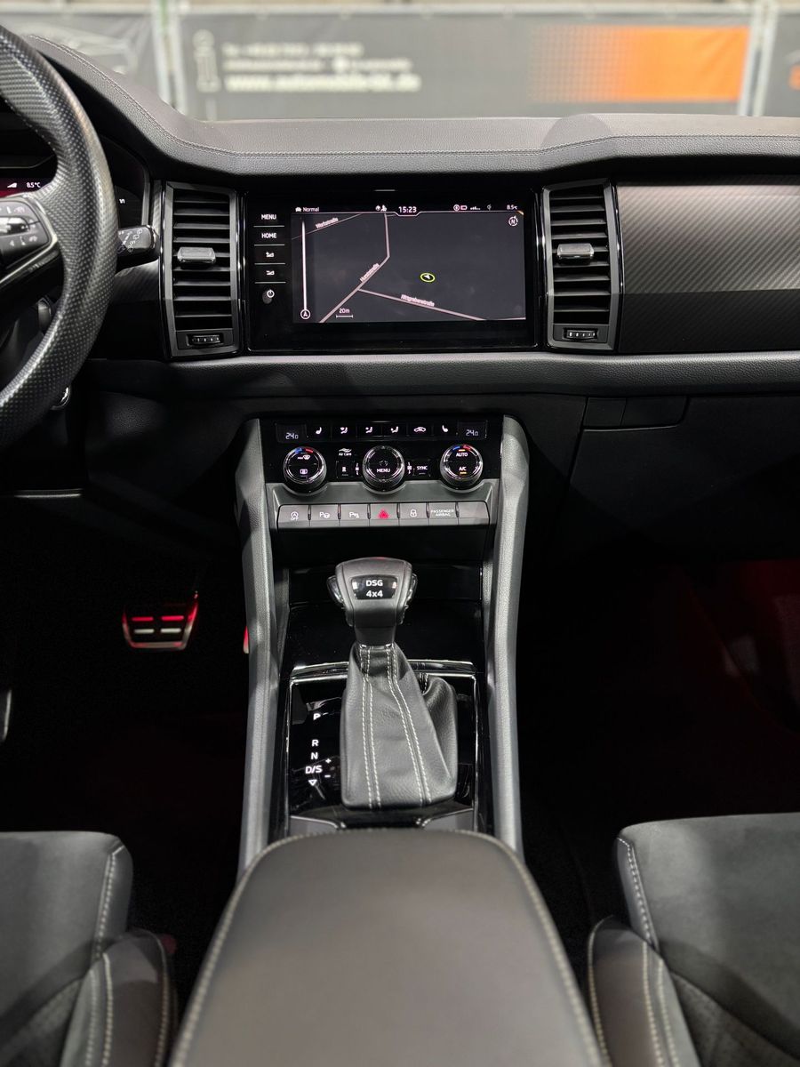 Fahrzeugabbildung SKODA Kodiaq Sportline 4x4#Matrix#Virtual#ACC#Pano#AHK