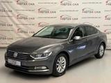Volkswagen Passat Lim. Comfortline NAVI/LED/MASSAGE/KEY/ALU - VW Passat Gebrauchtwagen in Stuttgart