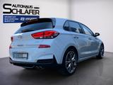 Hyundai i30 1.4 T-GDI N-Line Sitzheizung PDC - Hyundai i30 mit Benzin-Antrieb: Weiß, Limousine, 1.4