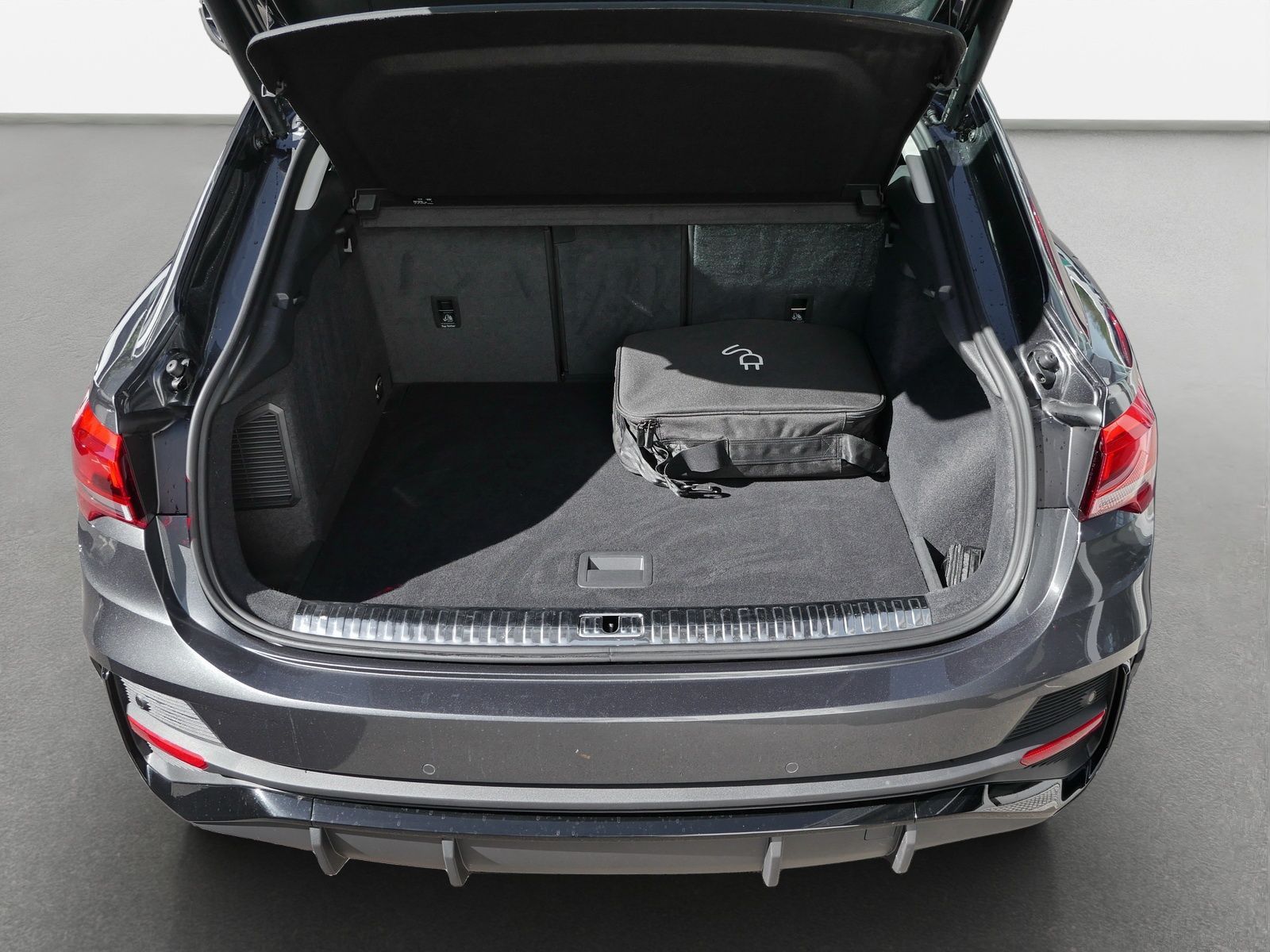 Audi Q3 - Bild 12