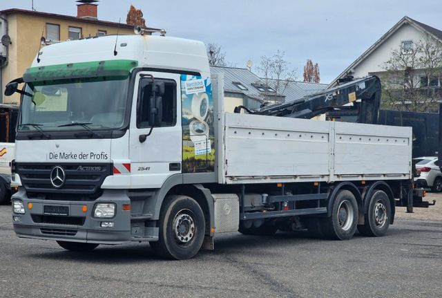 Mercedes-Benz Actros 2541/6x2 HIAB Kran