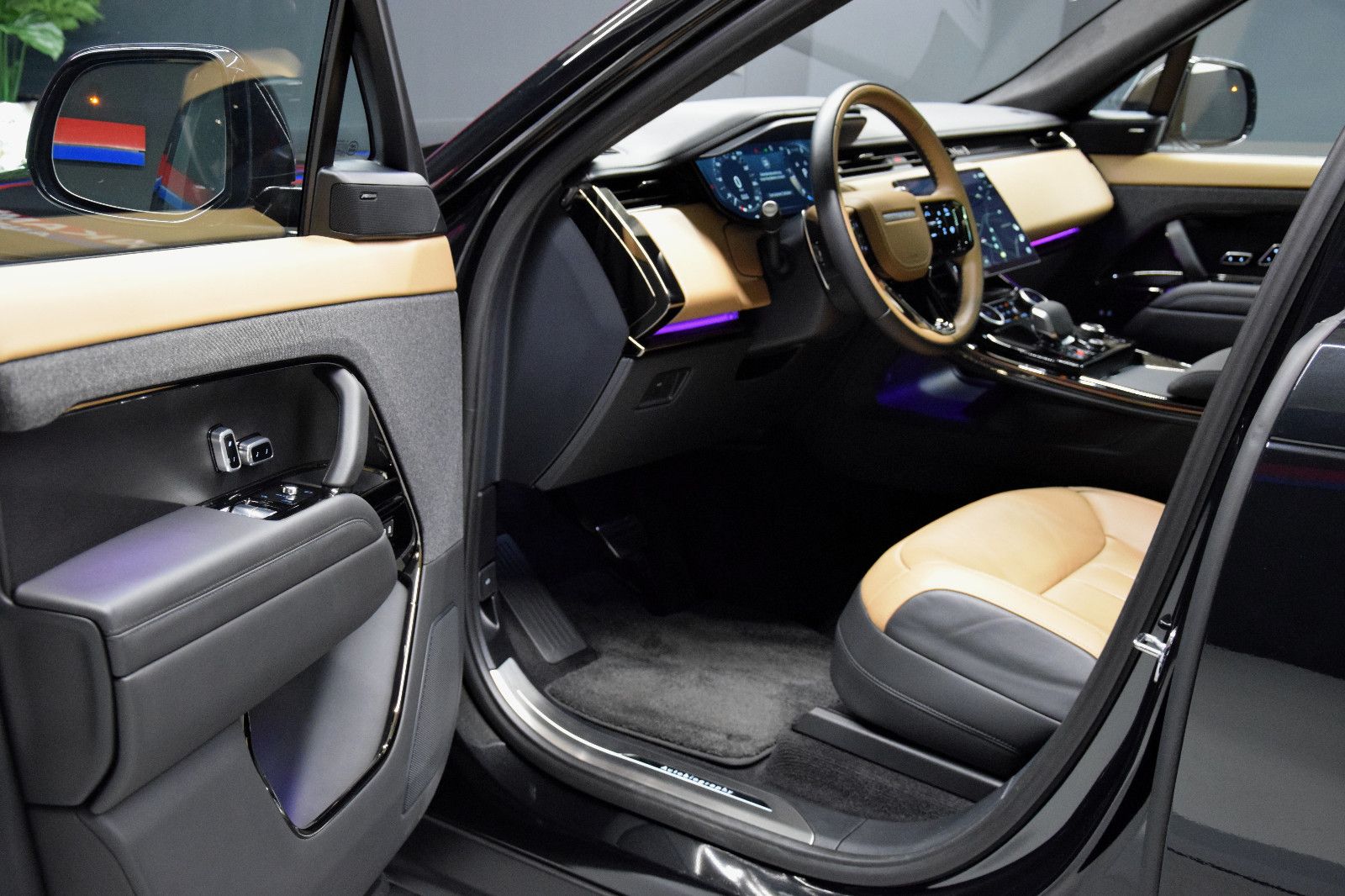 Fahrzeugabbildung Land Rover Range Rover Sport D350 Autobiography SV Bespoke