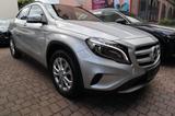 Mercedes-Benz GLA 200 Style Panorama Bi-Xenon Kamera - Mercedes-Benz GLA-Klasse: Style