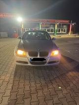 BMW 318i (E90)  gepflegt, viele Neuteile,... - BMW 318 in Dresden